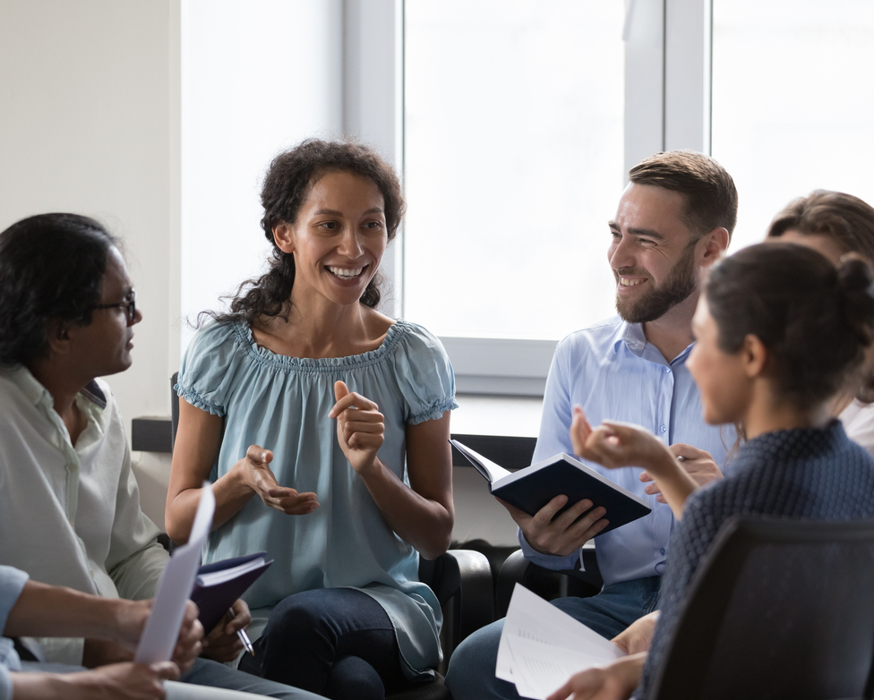 Building Success Embedding Peers on Mobile Teams